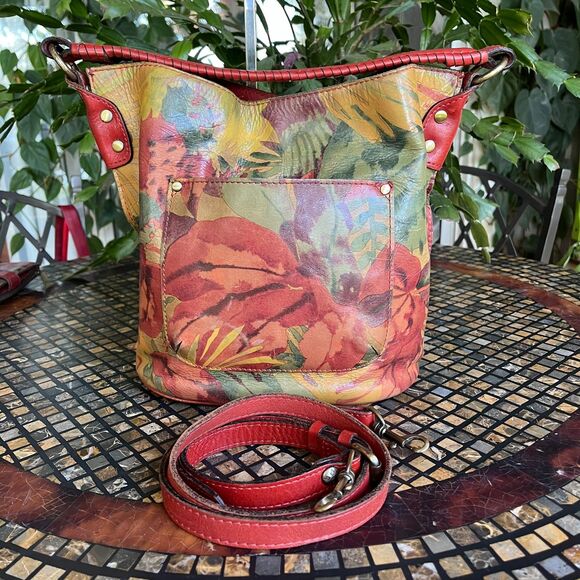 Patricia Nash Leather Otavia Spring Floral Bucket Bag & Matching Wallet - Picture 12 of 14